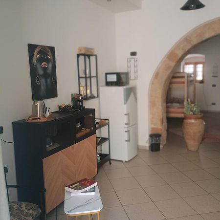 Al Vico Bartoli Suite Room Mazzarino ภายนอก รูปภาพ