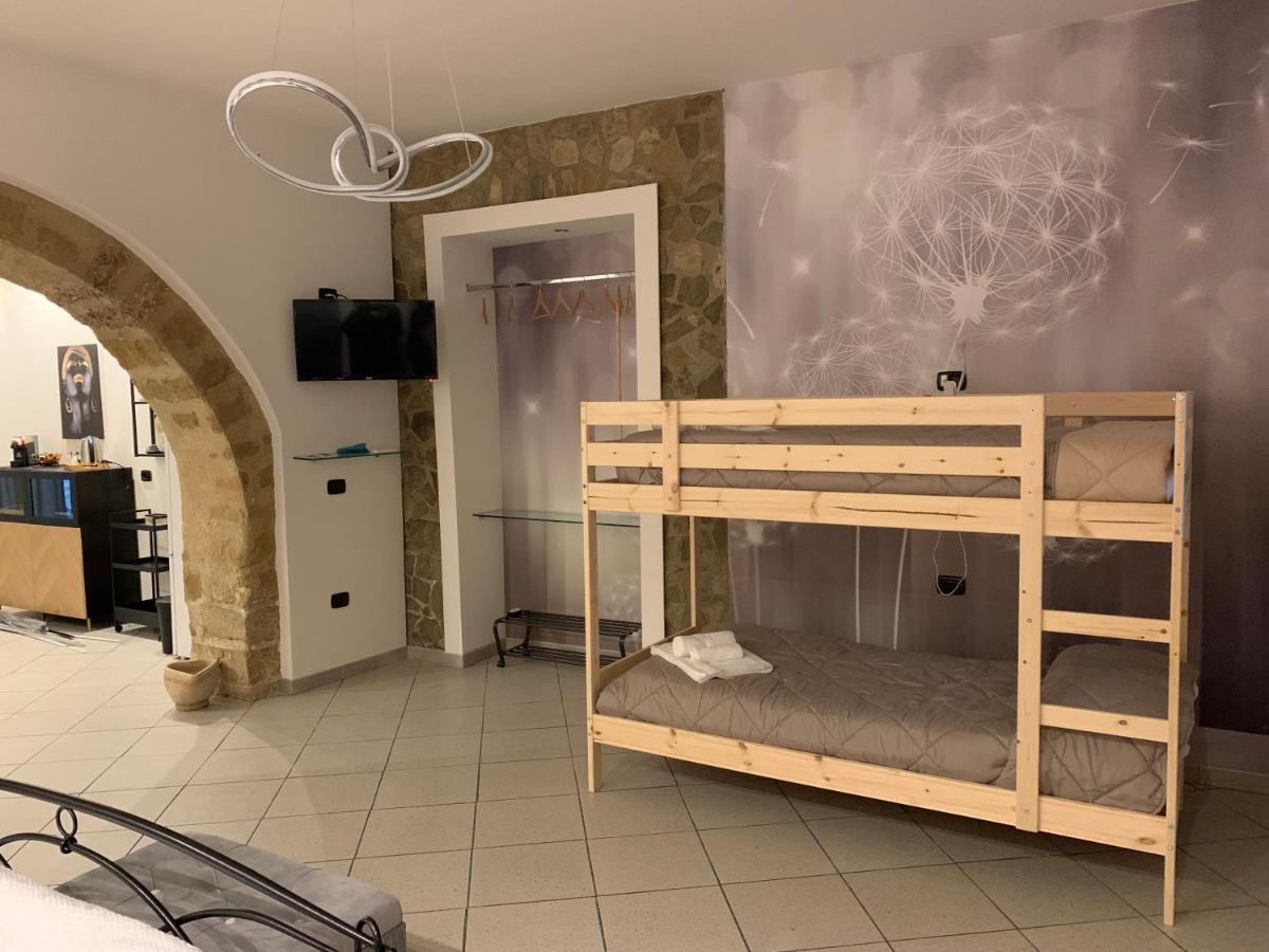 Al Vico Bartoli Suite Room Mazzarino ภายนอก รูปภาพ